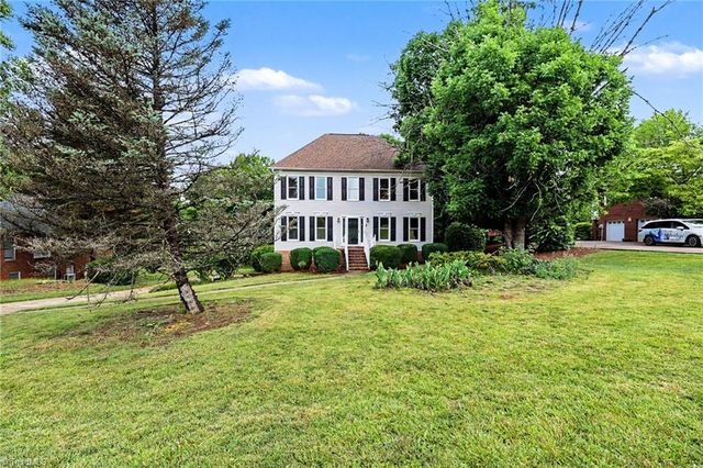 7060 Bridgewood Road, Clemmons, NC 27012