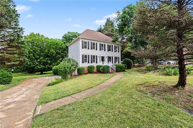 7060 Bridgewood Road, Clemmons, NC 27012
