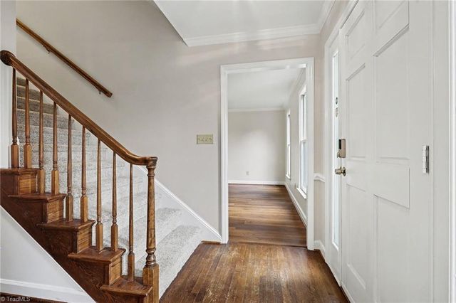 7060 Bridgewood Road, Clemmons, NC 27012