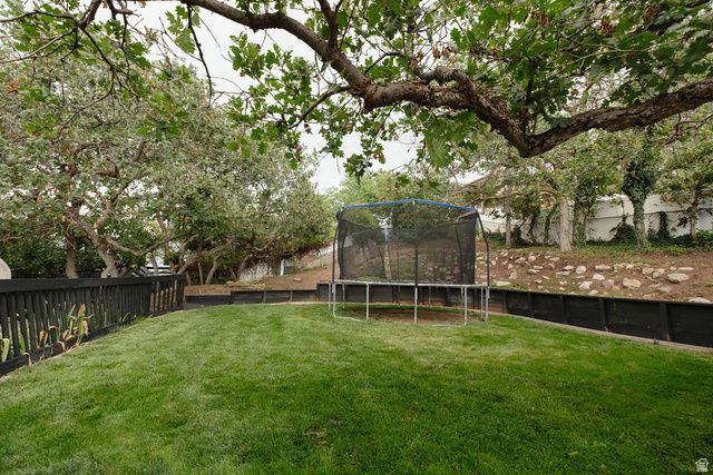 436 E CANYON ESTATES DR, Bountiful, UT 84010