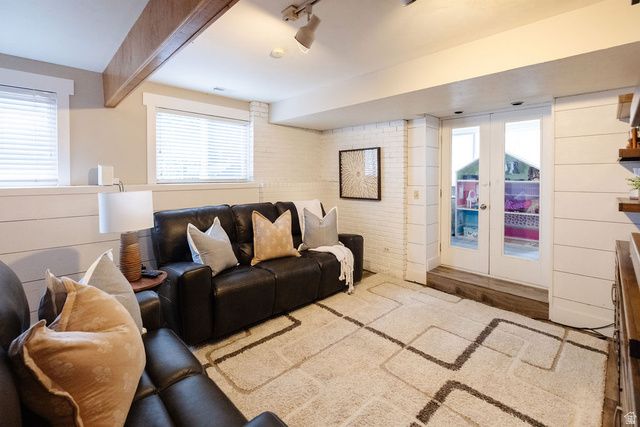 436 E CANYON ESTATES DR, Bountiful, UT 84010