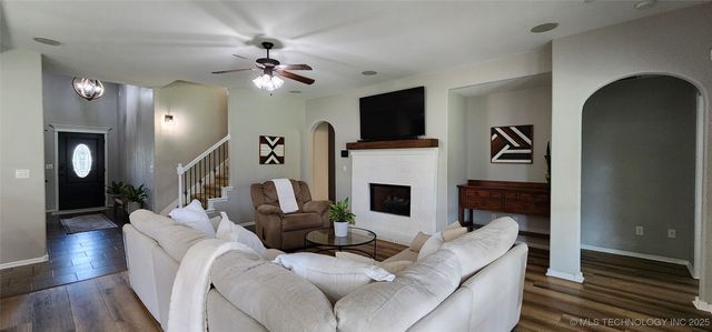 13408 S 20th Court, Bixby, OK 74008