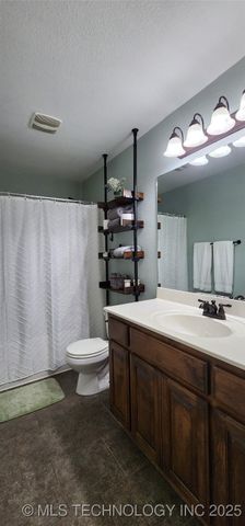 13408 S 20th Court, Bixby, OK 74008