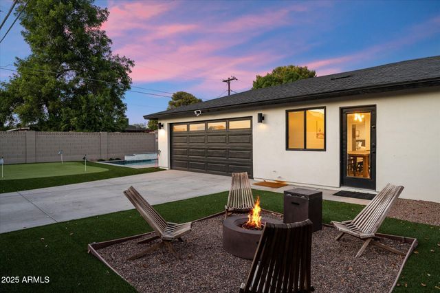 3802 E PICCADILLY Road, Phoenix, AZ 85018