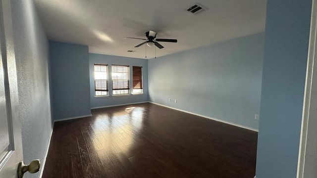 13105 Lofton Cliff DR, Del Valle, TX 78617