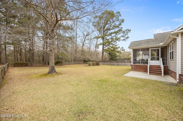 304 Fishing Creek Drive, New Bern, NC 28562