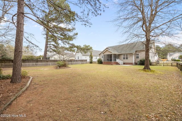 304 Fishing Creek Drive, New Bern, NC 28562