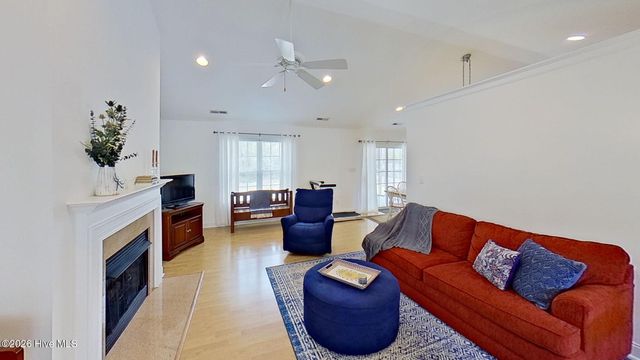 304 Fishing Creek Drive, New Bern, NC 28562