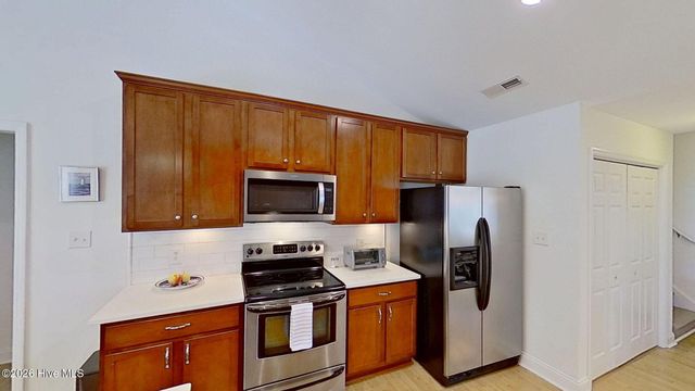 304 Fishing Creek Drive, New Bern, NC 28562