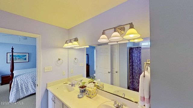 304 Fishing Creek Drive, New Bern, NC 28562