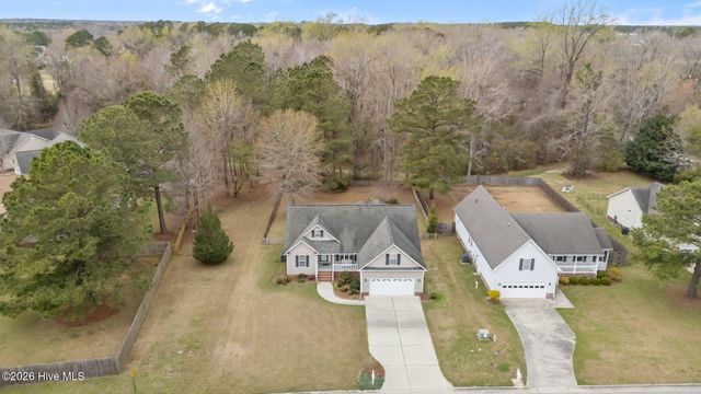 304 Fishing Creek Drive, New Bern, NC 28562