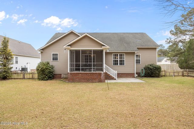 304 Fishing Creek Drive, New Bern, NC 28562