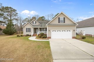 304 Fishing Creek Drive, New Bern, NC 28562