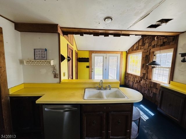 16 Canfield Ave, Mine Hill Twp., NJ 07803