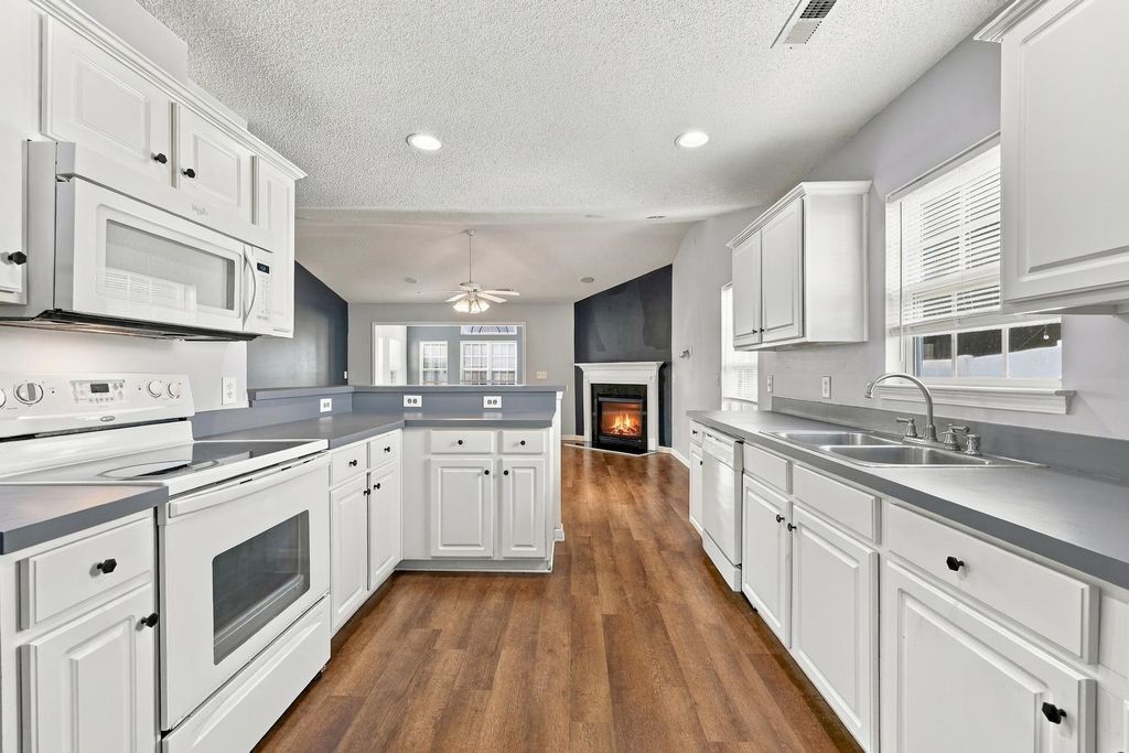 637 Kindred Dr., Myrtle Beach, SC 29588 — photo 5