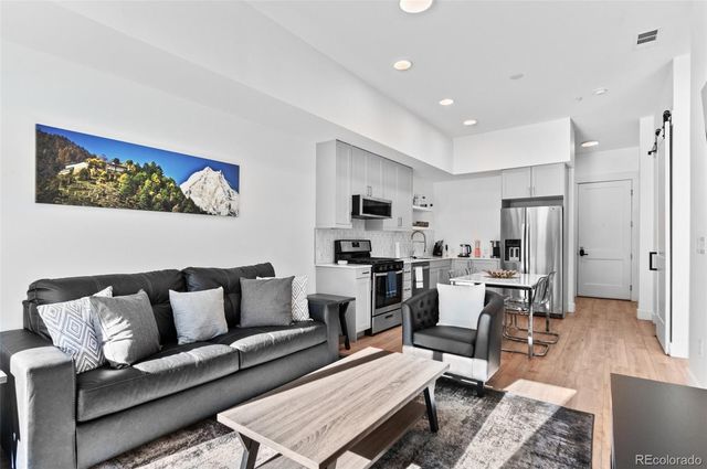 2876 W 53rd Avenue 115, Denver, CO 80221