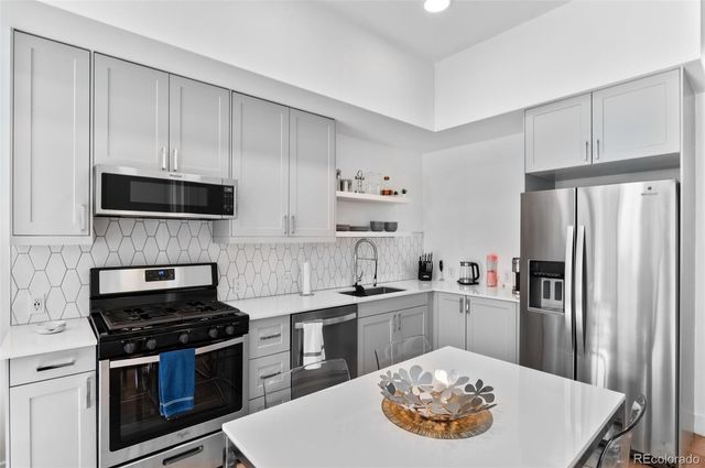 2876 W 53rd Avenue 115, Denver, CO 80221