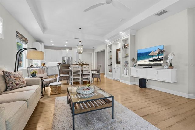 7523 CAMPUS COVE, Sarasota, FL 34243