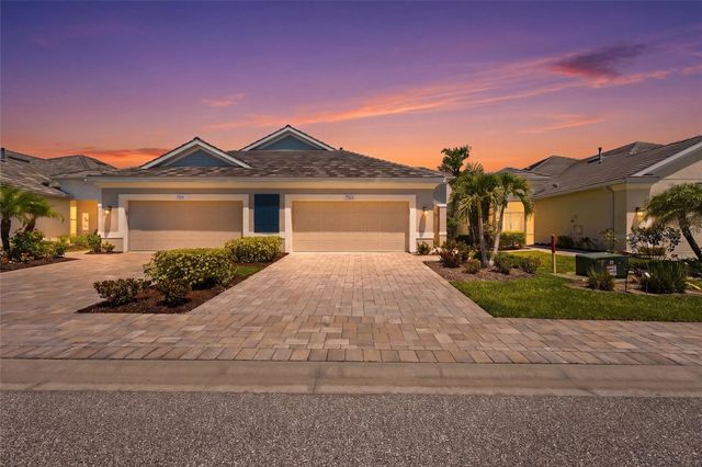 7523 CAMPUS COVE, Sarasota, FL 34243