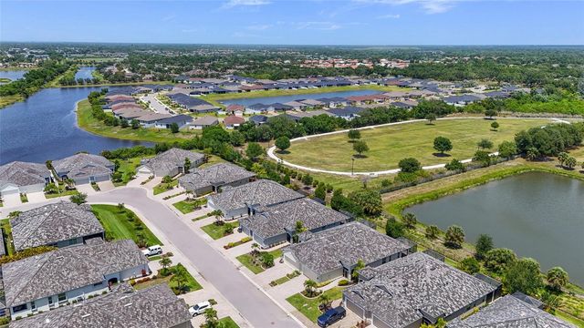 7523 CAMPUS COVE, Sarasota, FL 34243