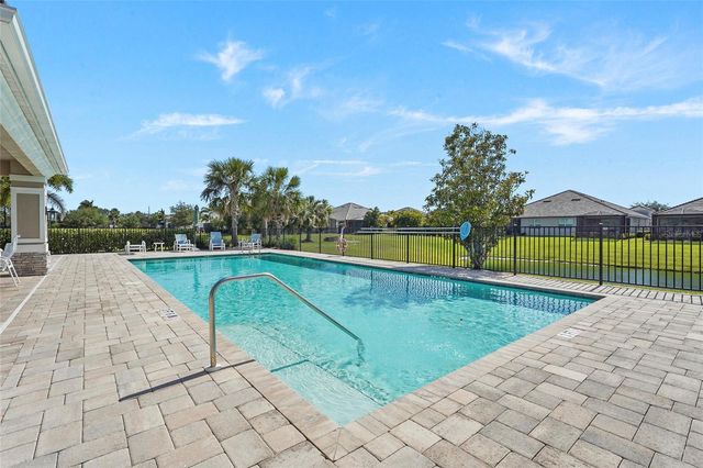 7523 CAMPUS COVE, Sarasota, FL 34243