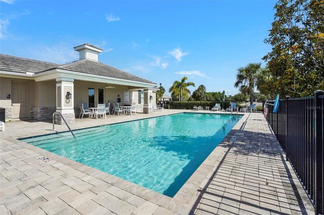 7523 CAMPUS COVE, Sarasota, FL 34243