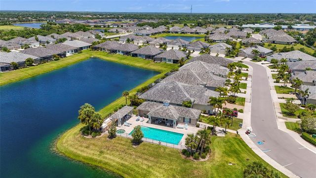 7523 CAMPUS COVE, Sarasota, FL 34243