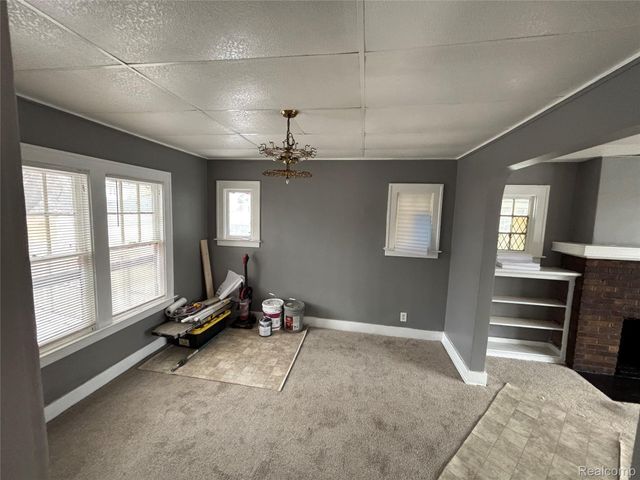 14227 Glenfield Street, Detroit, MI 48213