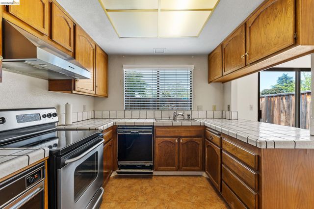 3874 Burton Common, Fremont, CA 94536