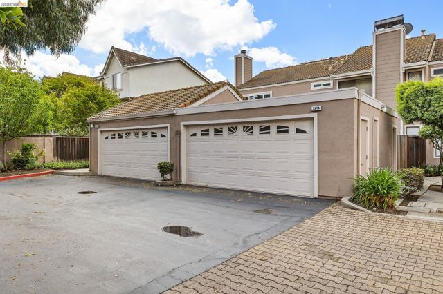 3874 Burton Common, Fremont, CA 94536