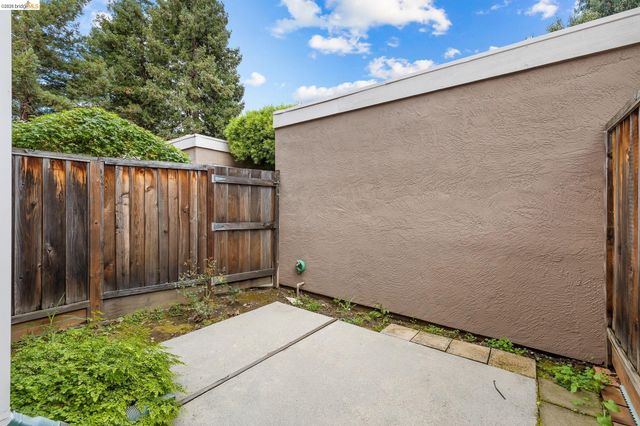 3874 Burton Common, Fremont, CA 94536