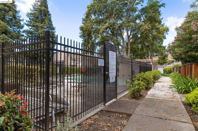 3874 Burton Common, Fremont, CA 94536