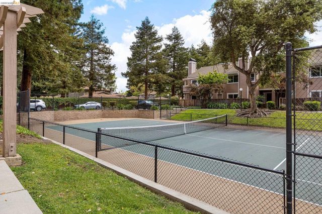 3874 Burton Common, Fremont, CA 94536