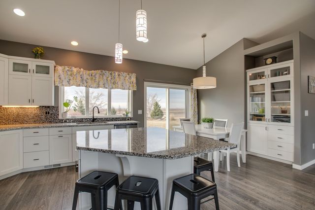 657 Westminster Drive, Moorhead, MN 56560