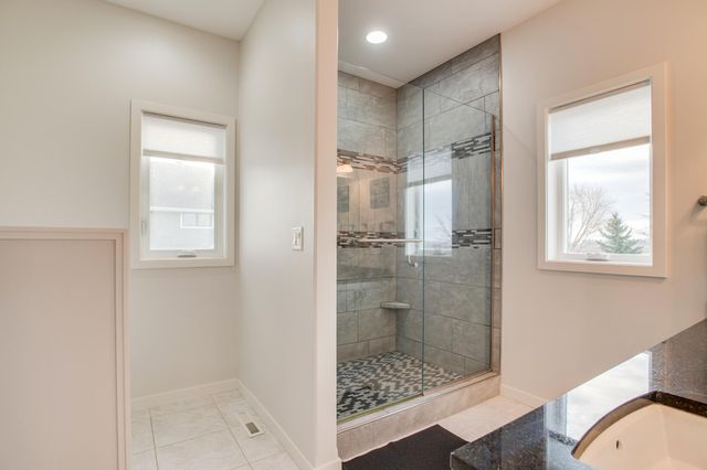 657 Westminster Drive, Moorhead, MN 56560