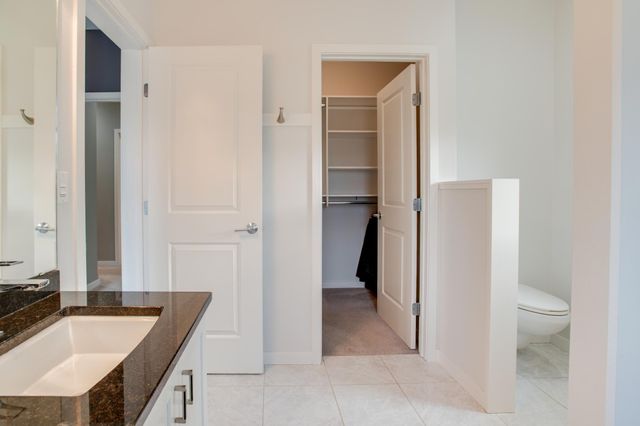 657 Westminster Drive, Moorhead, MN 56560