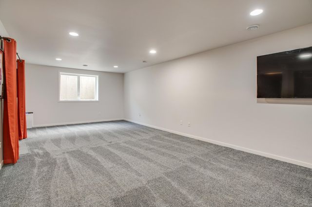 657 Westminster Drive, Moorhead, MN 56560