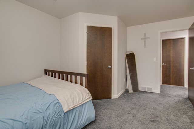 657 Westminster Drive, Moorhead, MN 56560