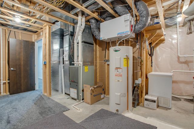 657 Westminster Drive, Moorhead, MN 56560