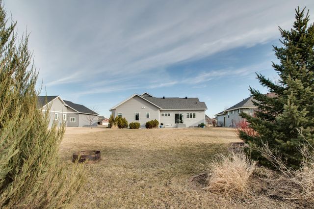 657 Westminster Drive, Moorhead, MN 56560