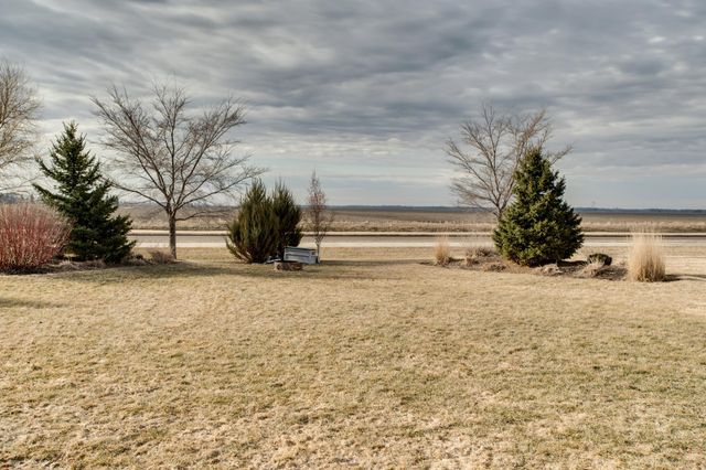 657 Westminster Drive, Moorhead, MN 56560