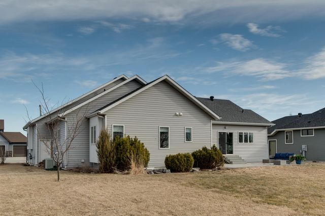 657 Westminster Drive, Moorhead, MN 56560