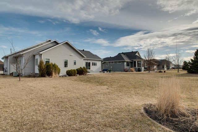 657 Westminster Drive, Moorhead, MN 56560