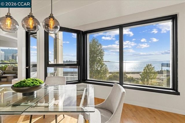 6363 Christie Ave 406, Emeryville, CA 94608