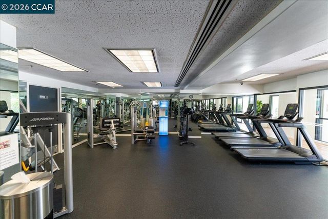 6363 Christie Ave 406, Emeryville, CA 94608