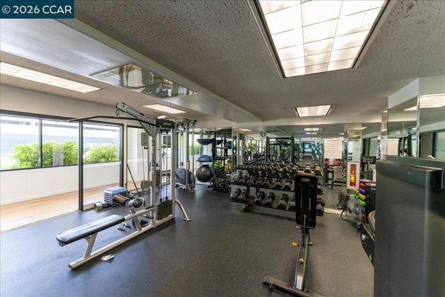 6363 Christie Ave 406, Emeryville, CA 94608