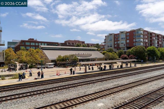 6363 Christie Ave 406, Emeryville, CA 94608