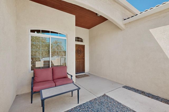 8700 Desert Rain Road NW, Albuquerque, NM 87120
