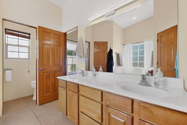 8700 Desert Rain Road NW, Albuquerque, NM 87120