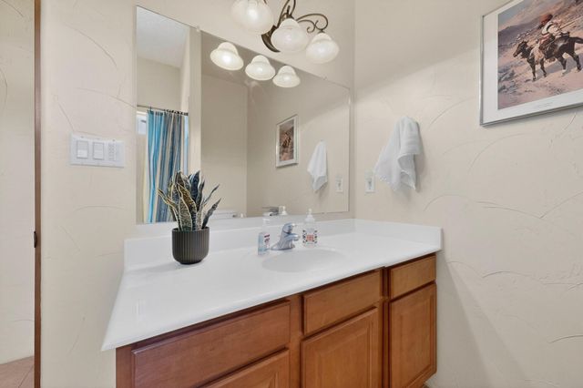 8700 Desert Rain Road NW, Albuquerque, NM 87120